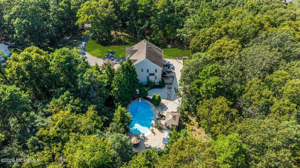19 Whisper Way Barnegat, NJ 08005