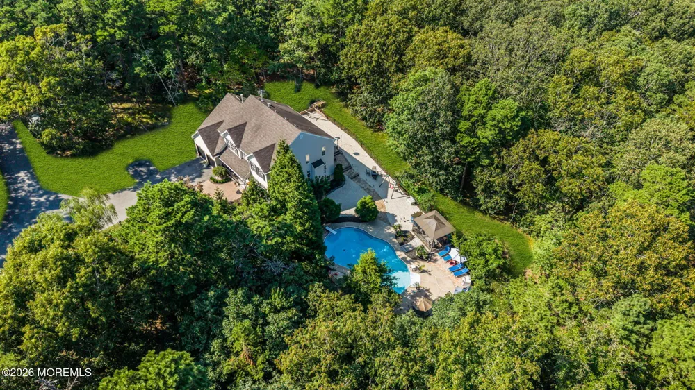 19 Whisper Way Barnegat, NJ 08005