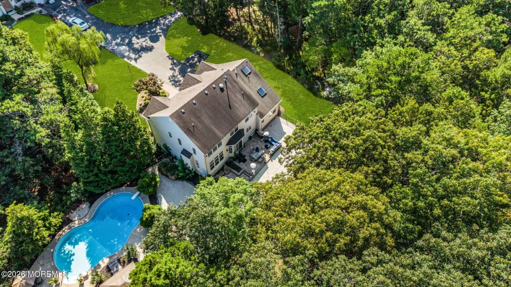 19 Whisper Way Barnegat, NJ 08005