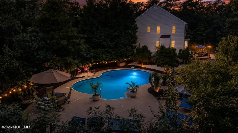 19 Whisper Way Barnegat, NJ 08005