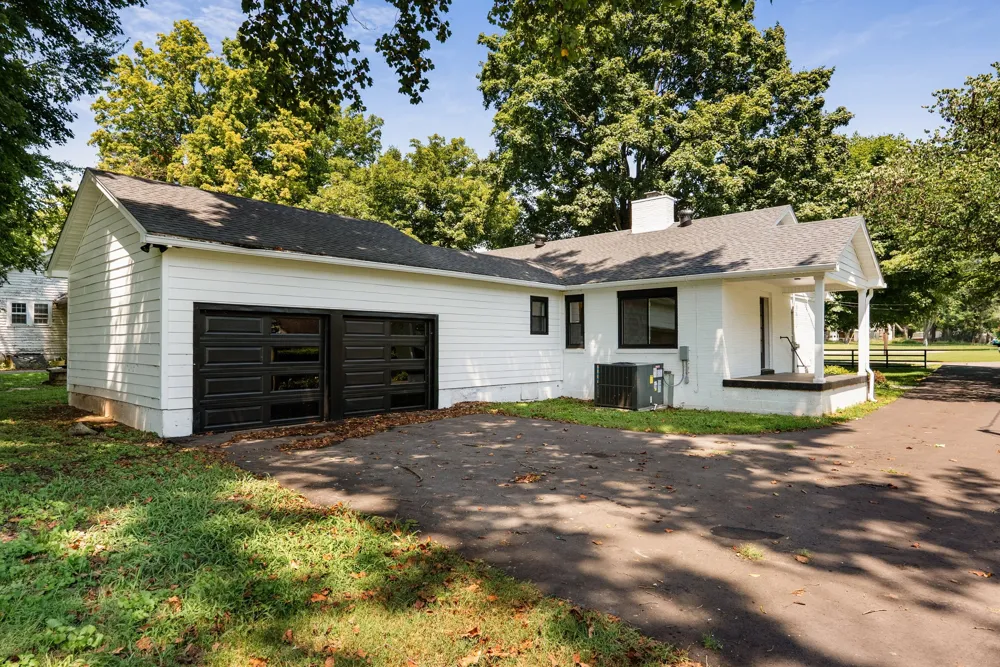 2482 Depot St Spring Hill, TN 37174