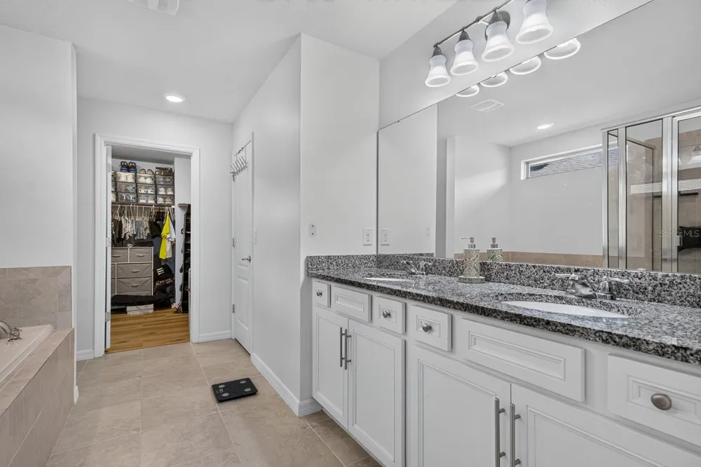 11406 GREEN HARVEST DRIVE Riverview, FL 33578