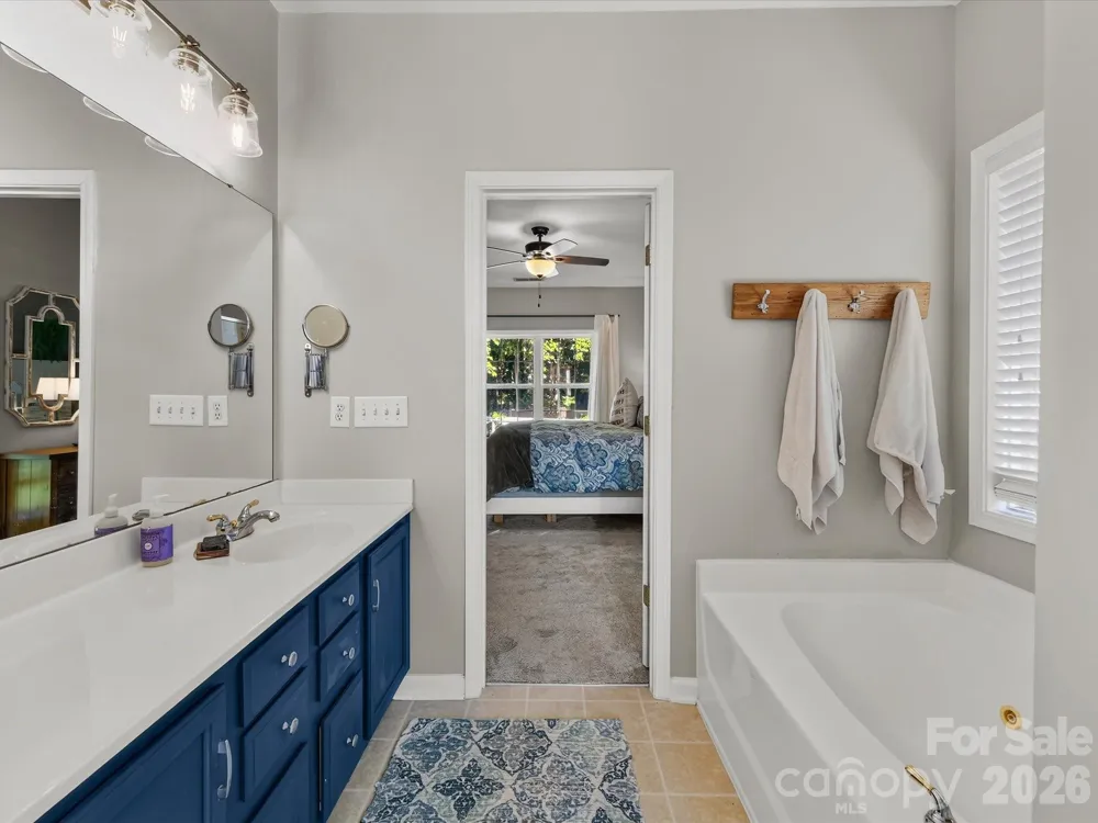 150 W Cavendish Drive Mooresville, NC 28115