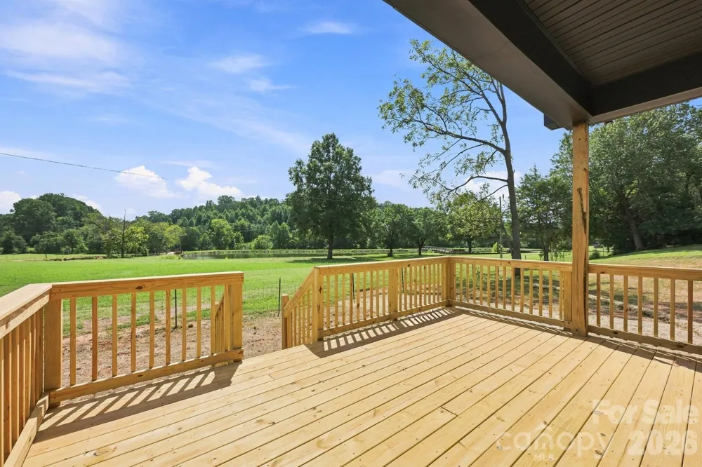 1515 Robin Road Newton, NC 28658