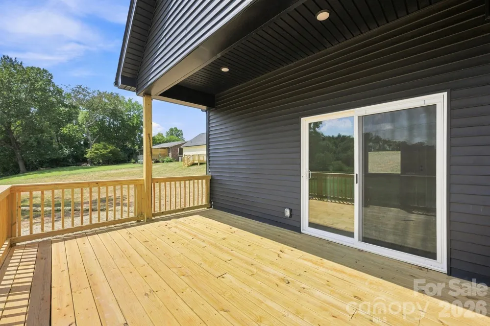 1515 Robin Road Newton, NC 28658