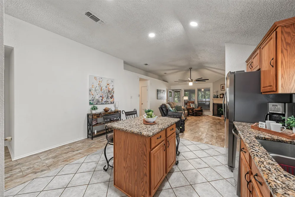 334 Dalhart Drive Weatherford, TX 76086