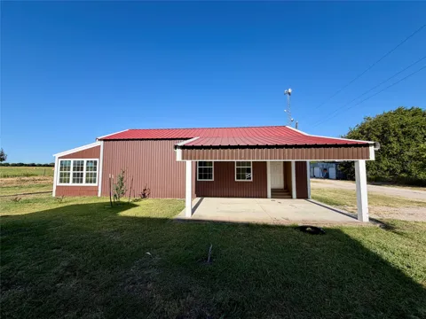 5016 S Interstate Highway 35 E