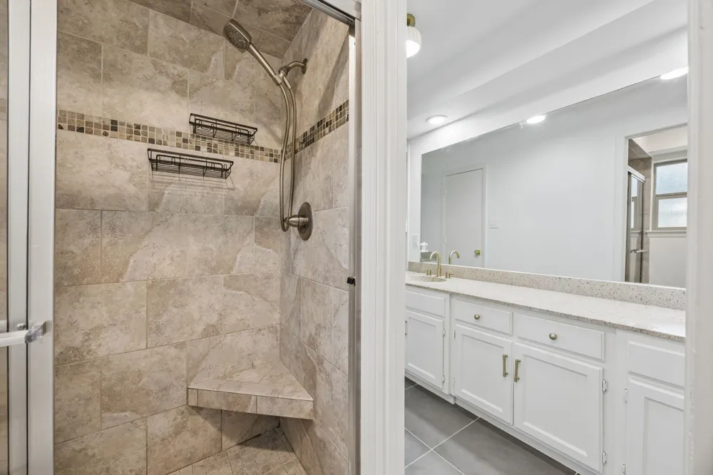 2701 Baldwin Drive Arlington, TX 76012