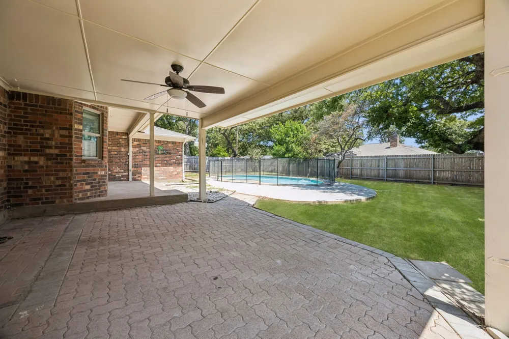 2701 Baldwin Drive Arlington, TX 76012