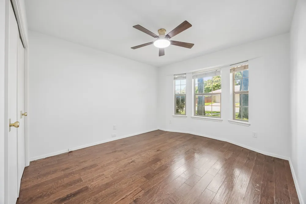 2701 Baldwin Drive Arlington, TX 76012