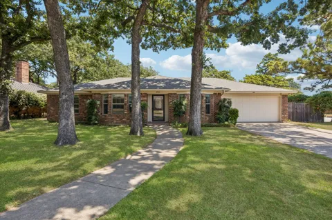 2701 Baldwin Drive