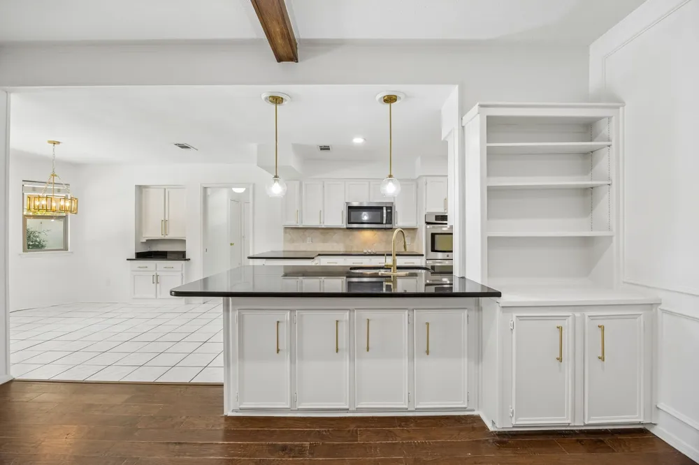 2701 Baldwin Drive Arlington, TX 76012