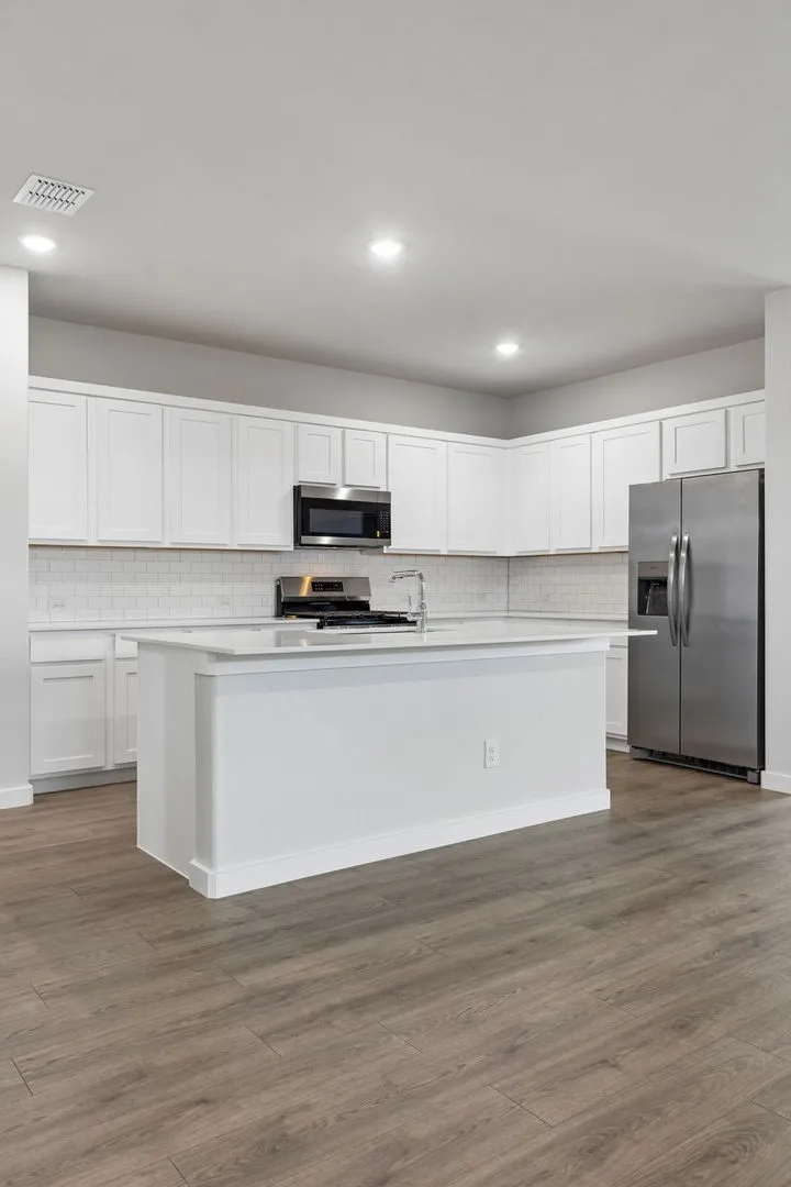 324 Yellowstar Lane Lavon, TX 75166