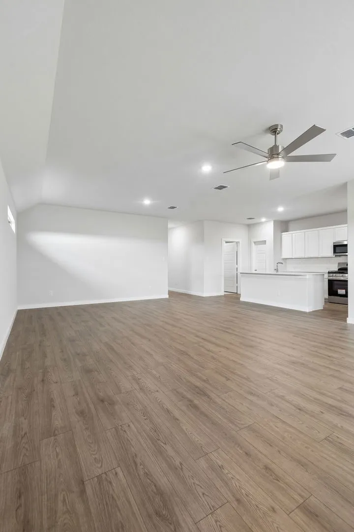 324 Yellowstar Lane Lavon, TX 75166