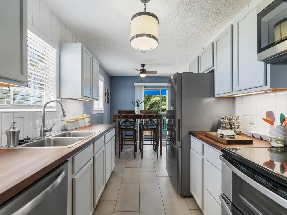 15509 Oceania Sargent, TX 77414
