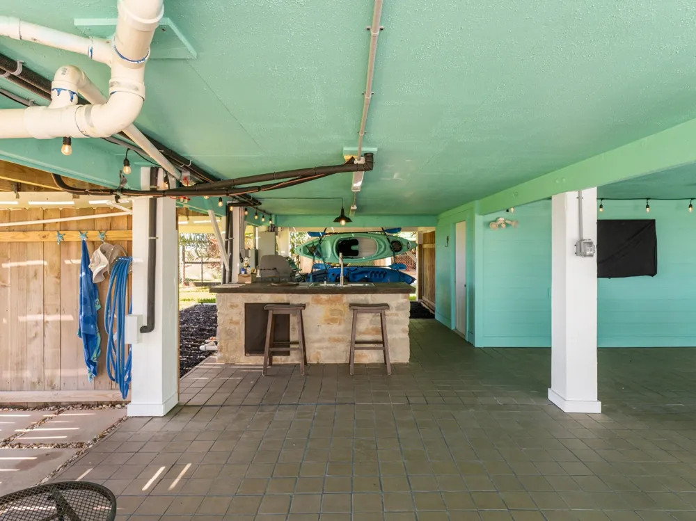 15509 Oceania Sargent, TX 77414