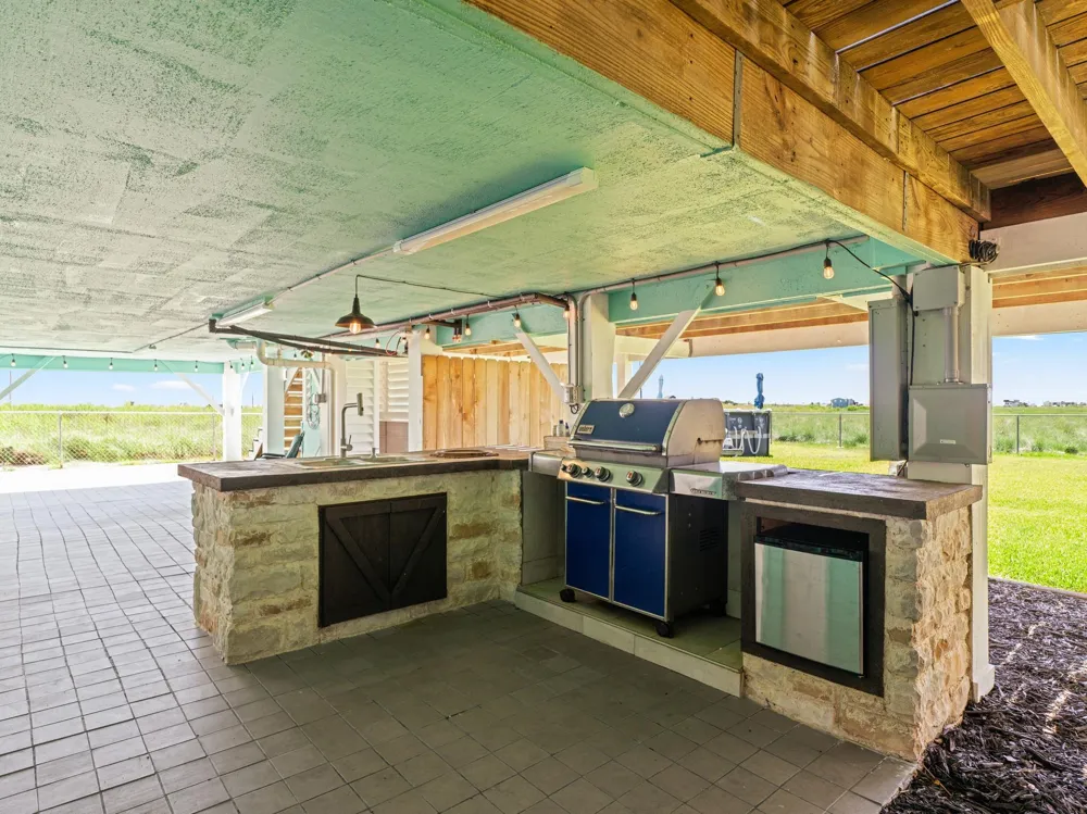 15509 Oceania Sargent, TX 77414