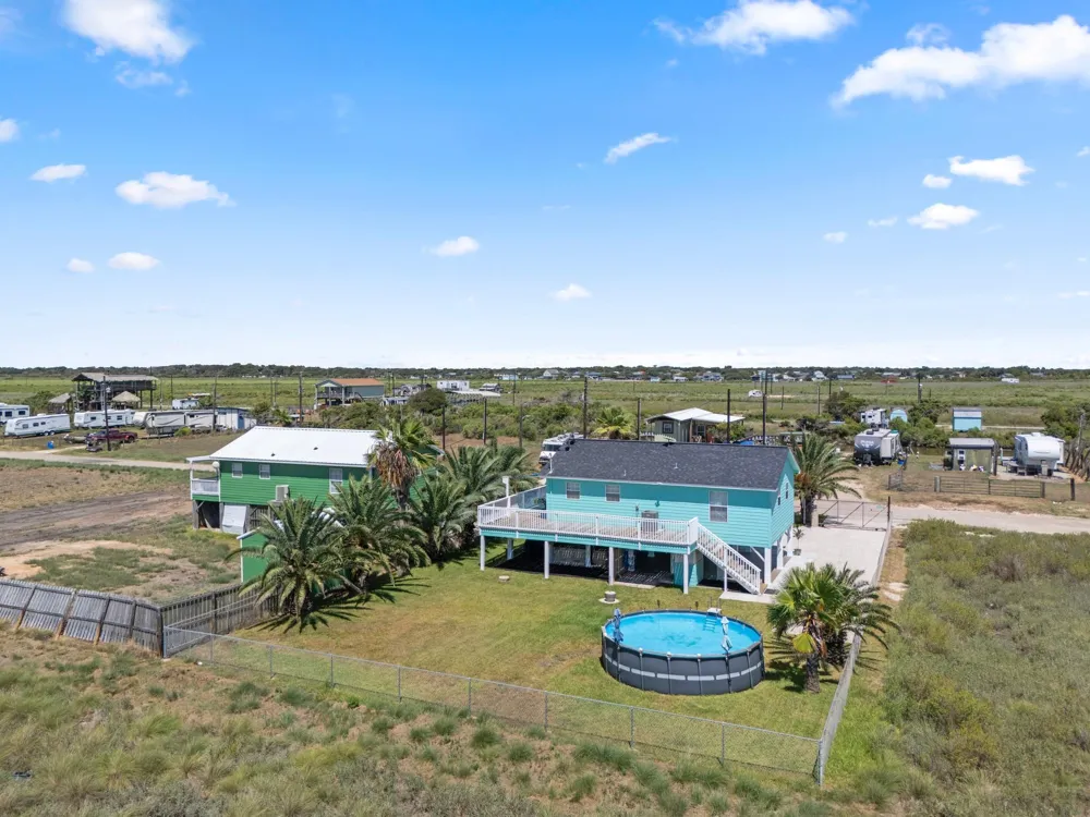 15509 Oceania Sargent, TX 77414