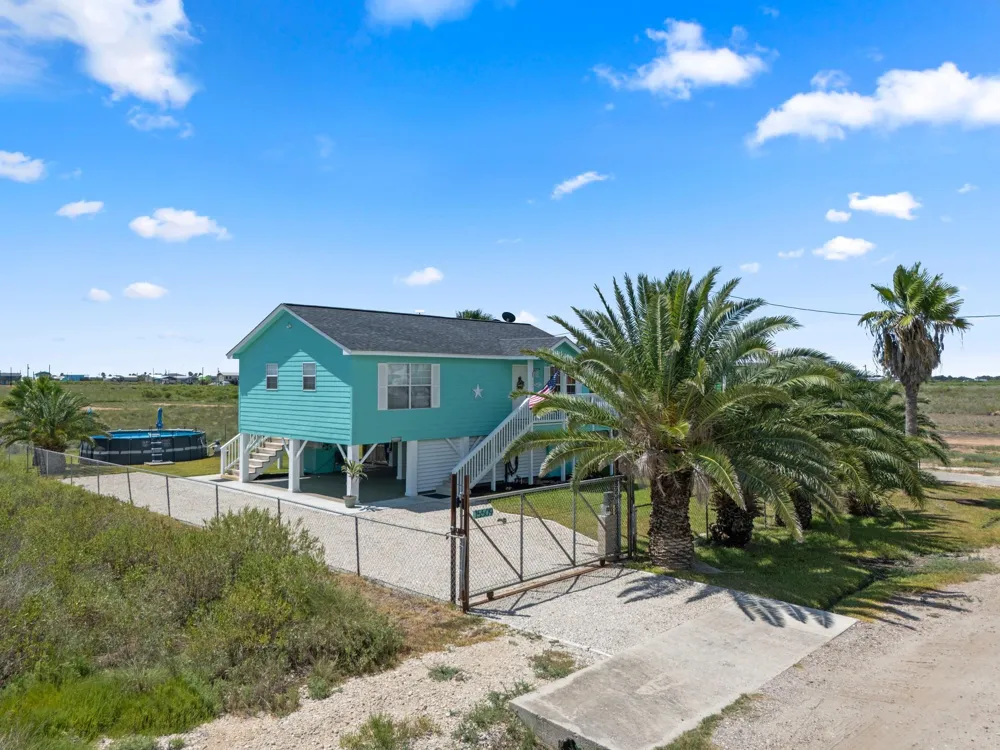 15509 Oceania Sargent, TX 77414
