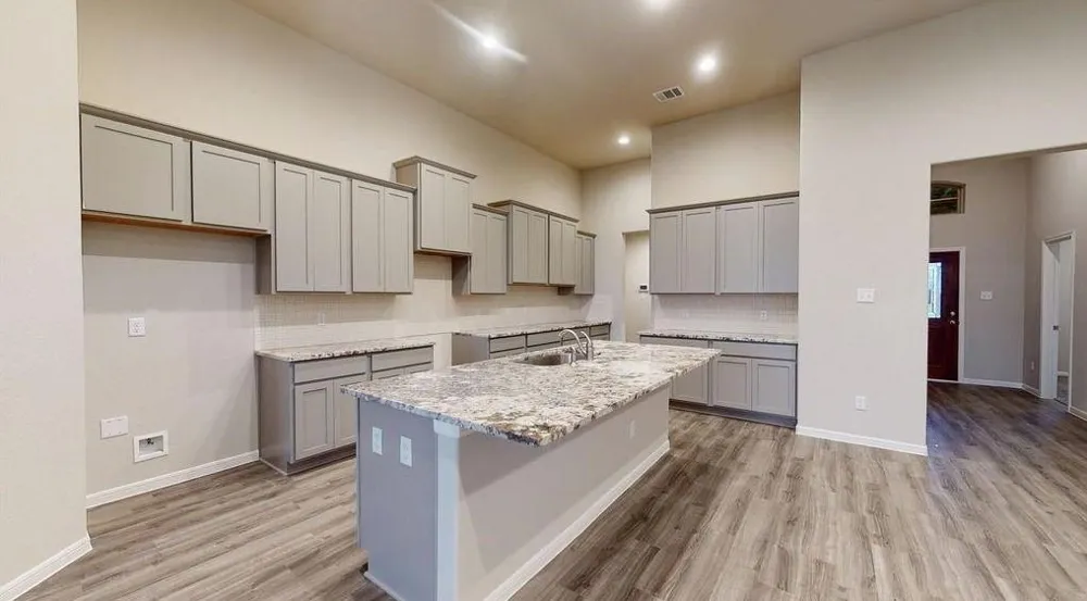 1031 Comal Trail Dayton, TX 77535
