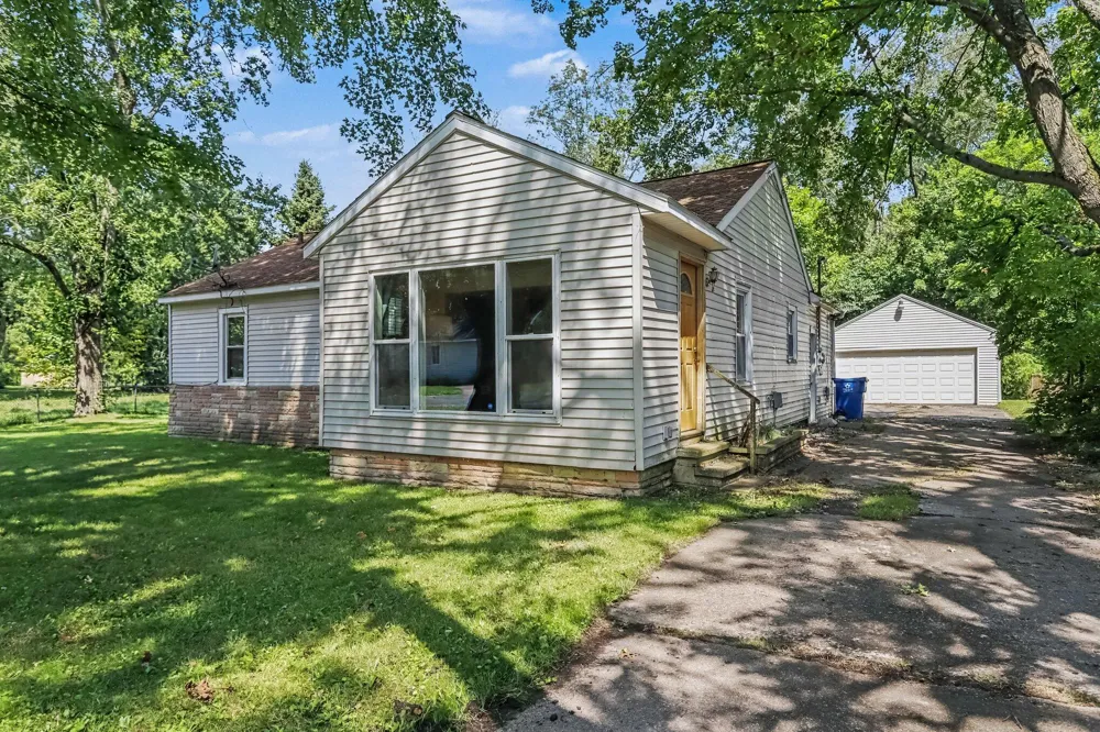 1711 Colby Avenue Kalamazoo, MI 49004