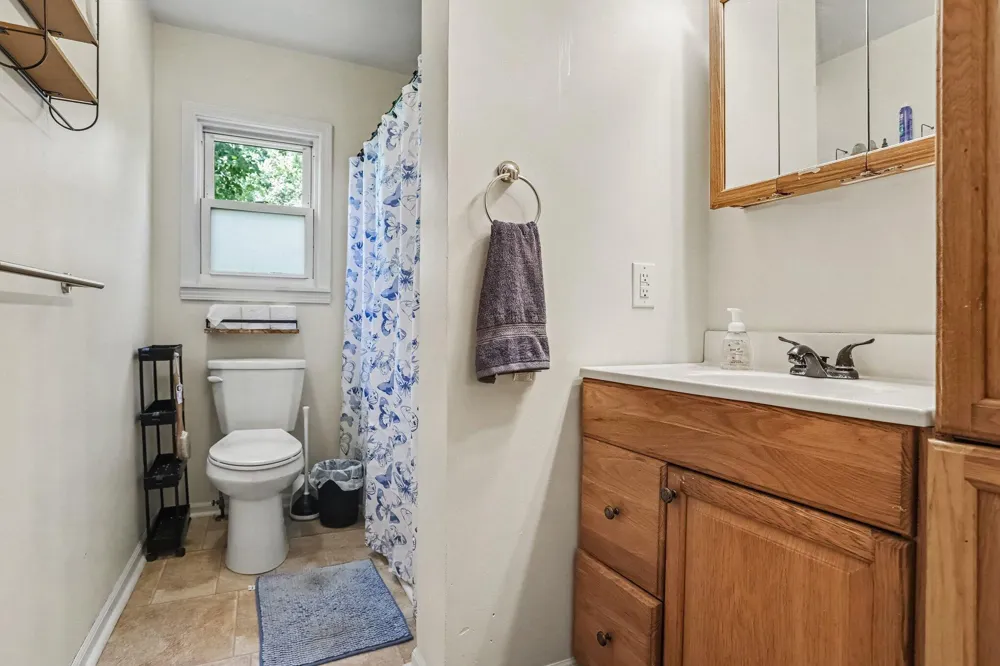 1711 Colby Avenue Kalamazoo, MI 49004