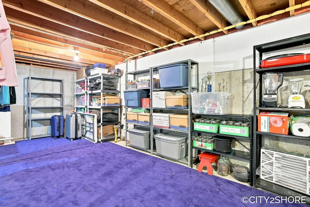 418 Harrison Street Coopersville, MI 49404
