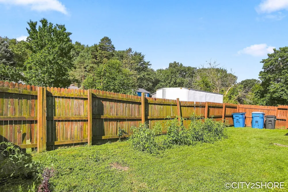 418 Harrison Street Coopersville, MI 49404