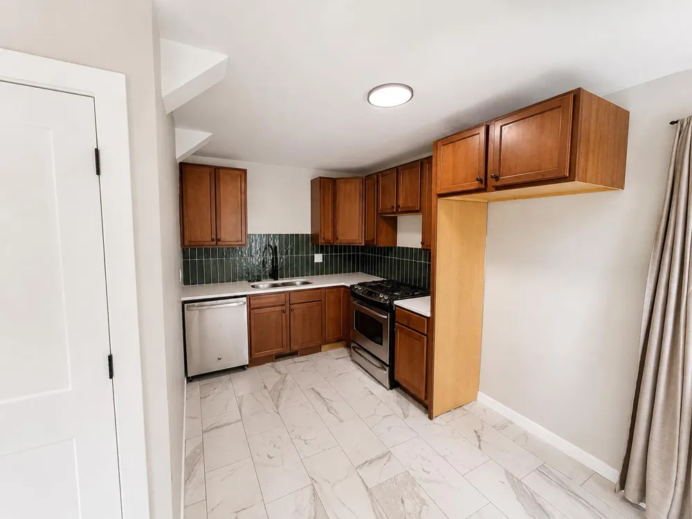 6060 Twilight Avenue Kalamazoo, MI 49048