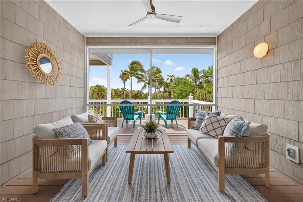1828 Buckthorn Lane Sanibel, FL 33957