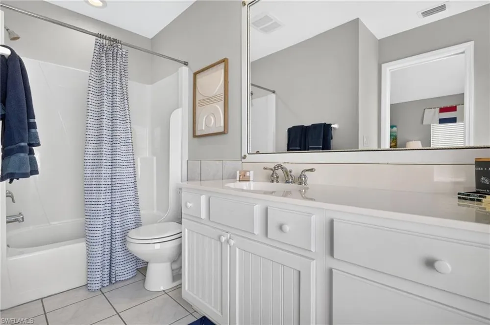 1828 Buckthorn Lane Sanibel, FL 33957