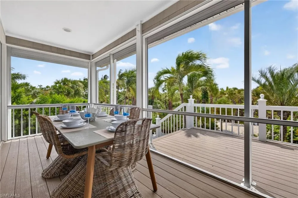 1828 Buckthorn Lane Sanibel, FL 33957