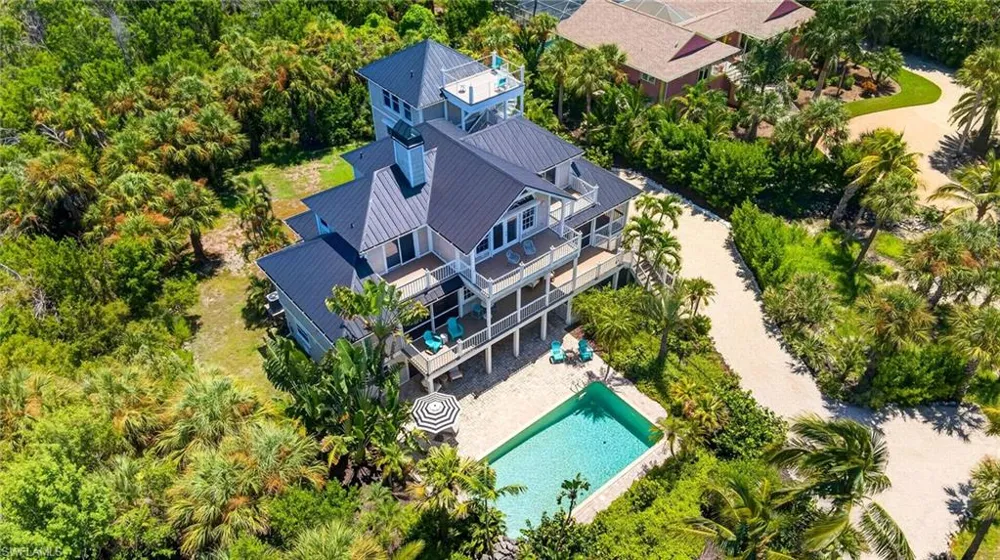 1828 Buckthorn Lane Sanibel, FL 33957