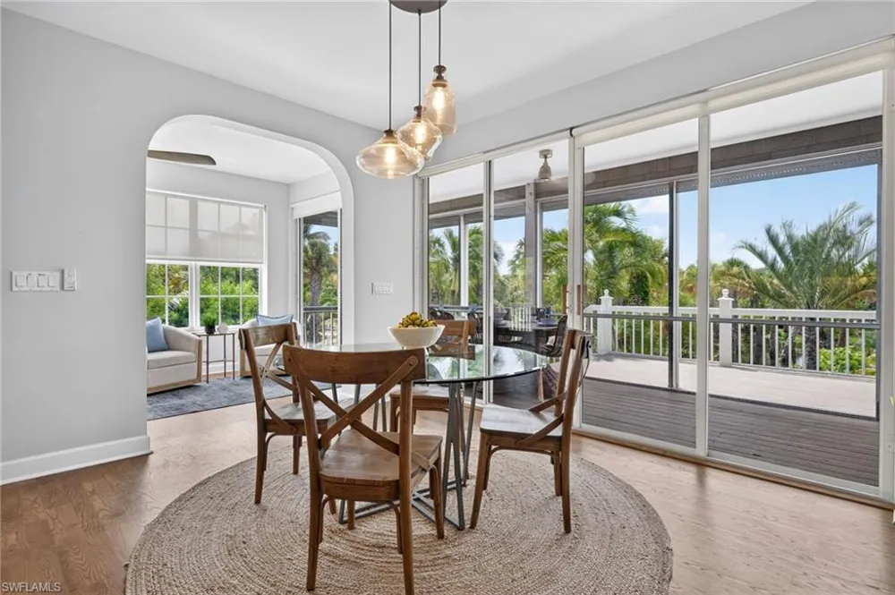 1828 Buckthorn Lane Sanibel, FL 33957