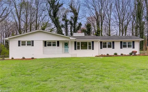 1145 Twin Oak Drive