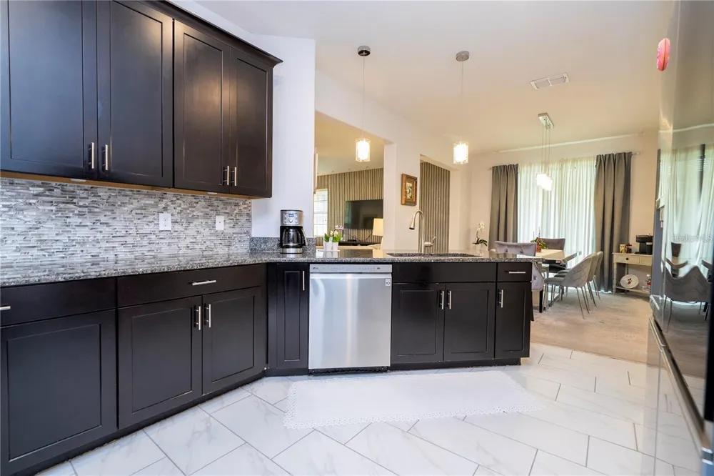 1327 SHINNECOCK HILLS DRIVE Davenport, FL 33896