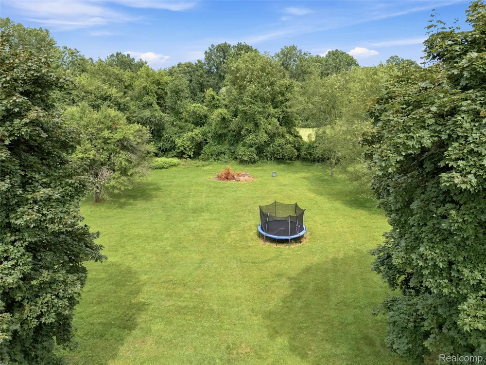 Indianwood Court Independence Charter Township, MI 48348