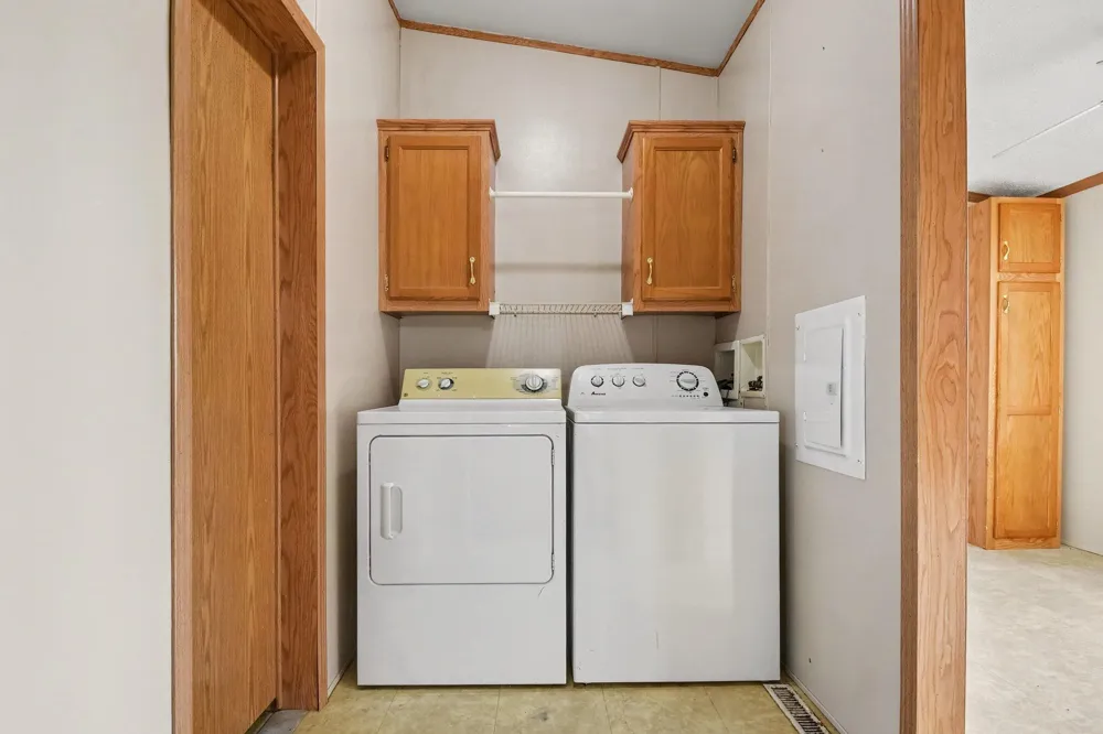 546 Wall Street Easton Township, MI 48846