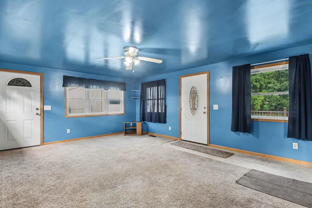 546 Wall Street Easton Township, MI 48846