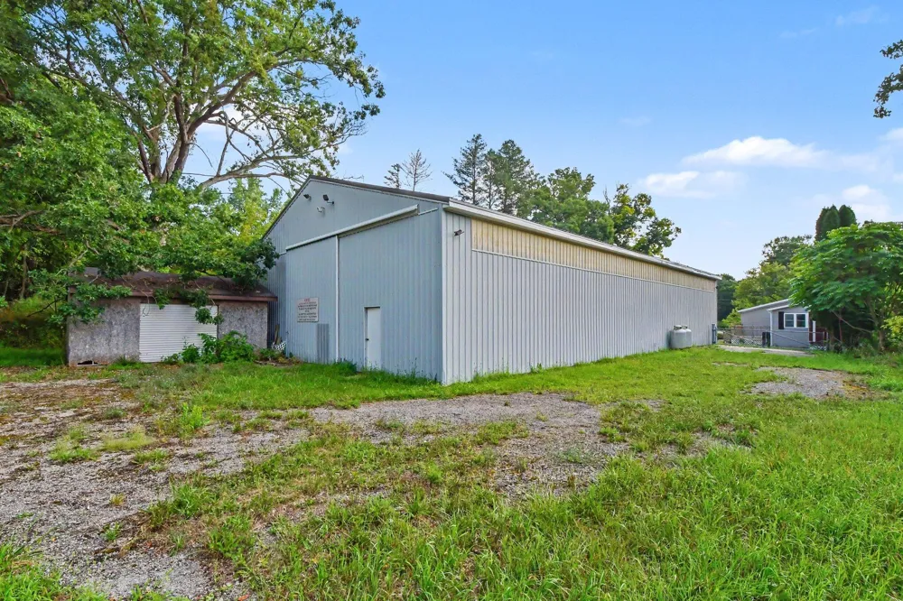 546 Wall Street Easton Township, MI 48846