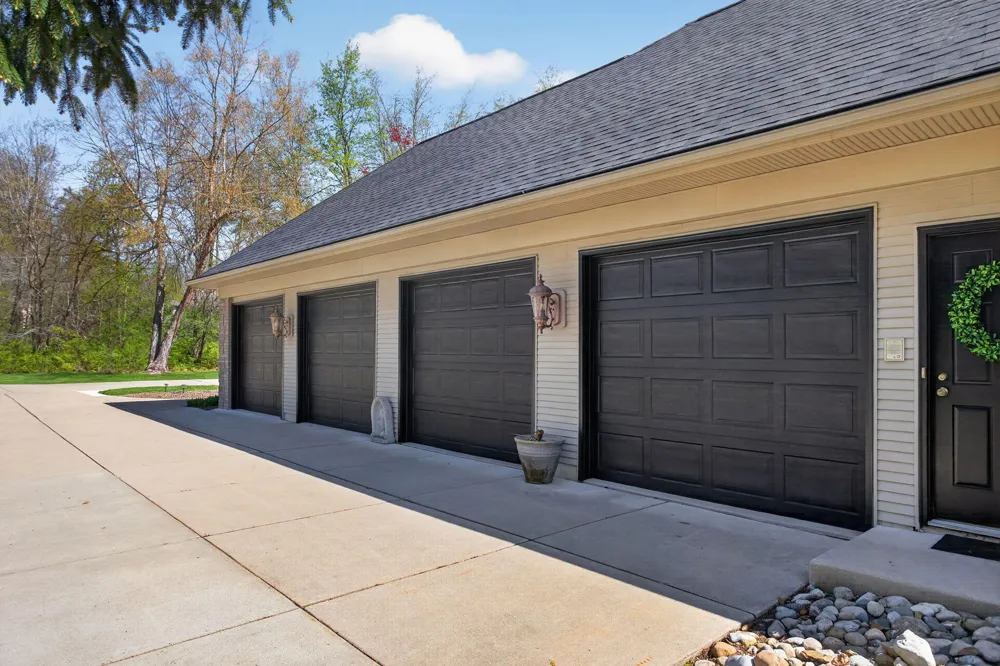 4929 Country Lane Summit Township, MI 49201