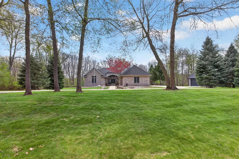 4929 Country Lane Summit Township, MI 49201