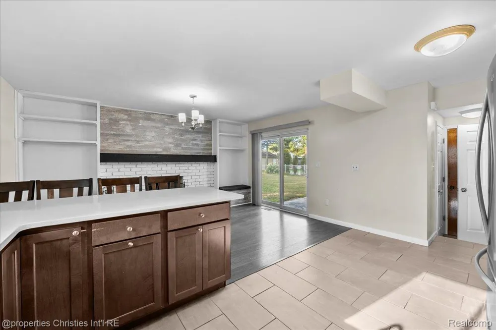 10069 Fairview Street Taylor City, MI 48180
