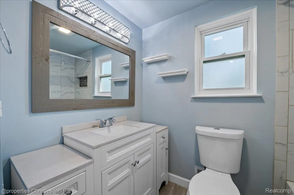 10069 Fairview Street Taylor City, MI 48180