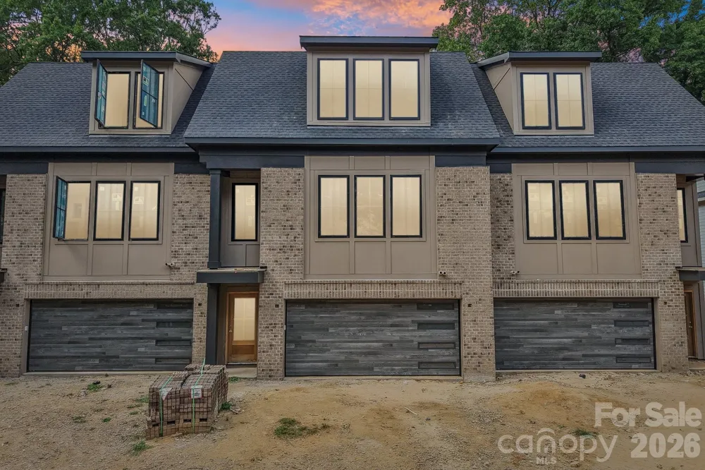 1539 Crystal Road Charlotte, NC 28205