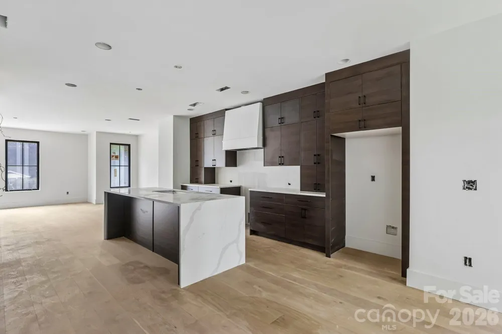 1539 Crystal Road Charlotte, NC 28205