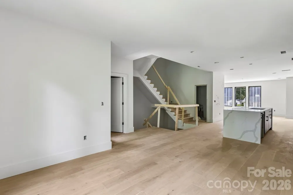 1539 Crystal Road Charlotte, NC 28205