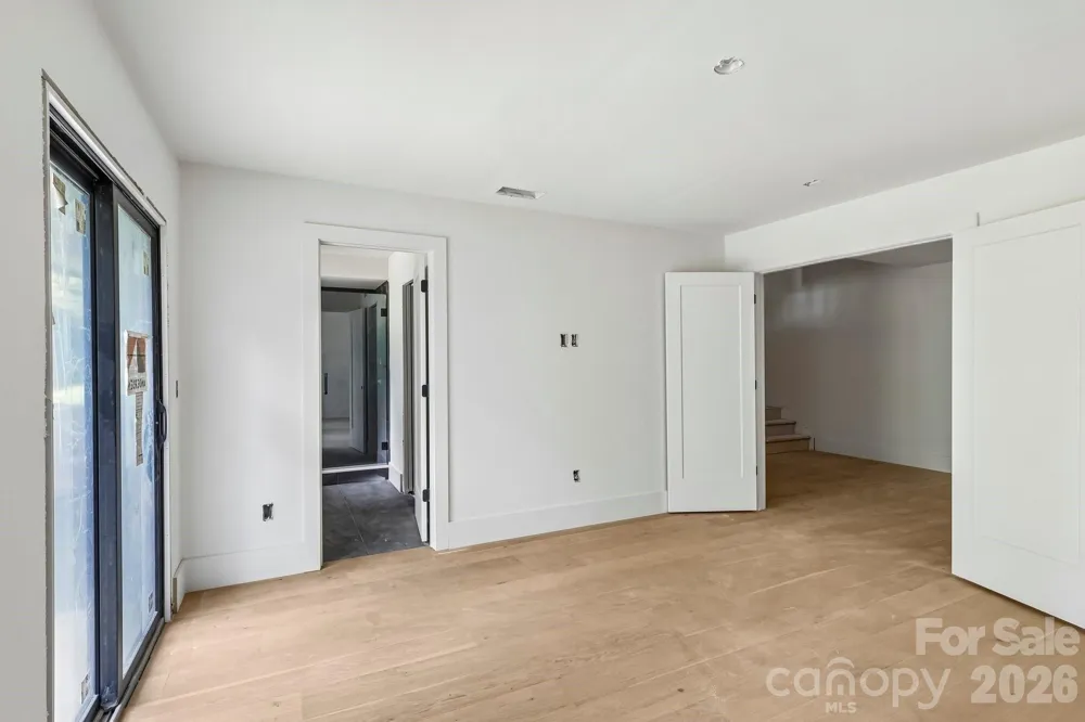 1539 Crystal Road Charlotte, NC 28205