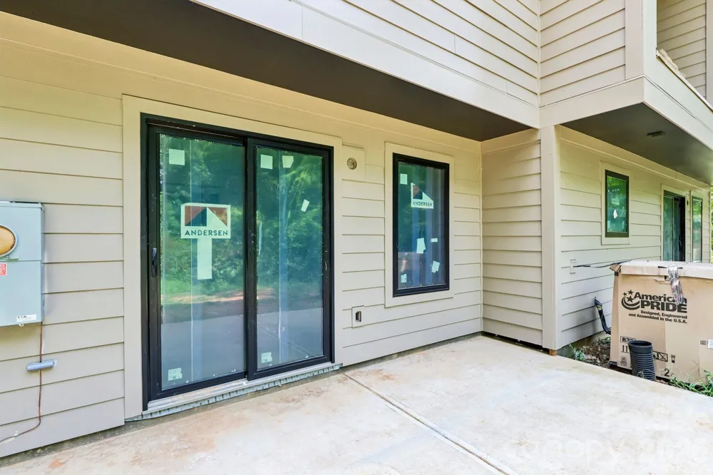 1539 Crystal Road Charlotte, NC 28205