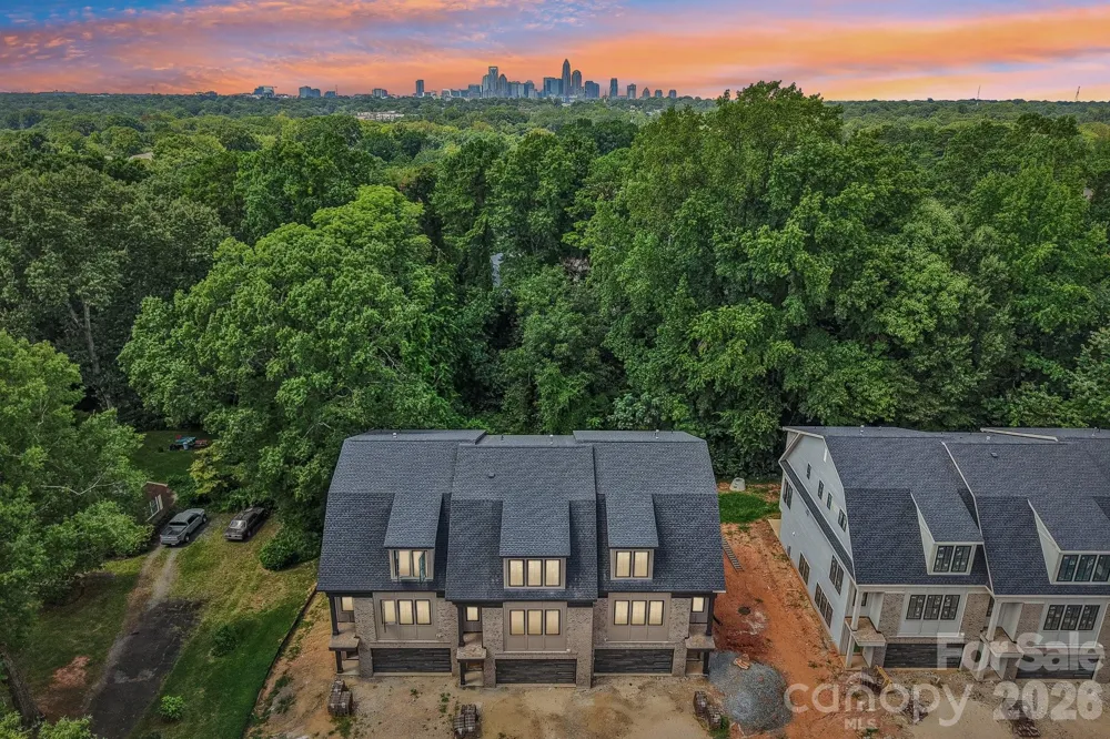 1539 Crystal Road Charlotte, NC 28205